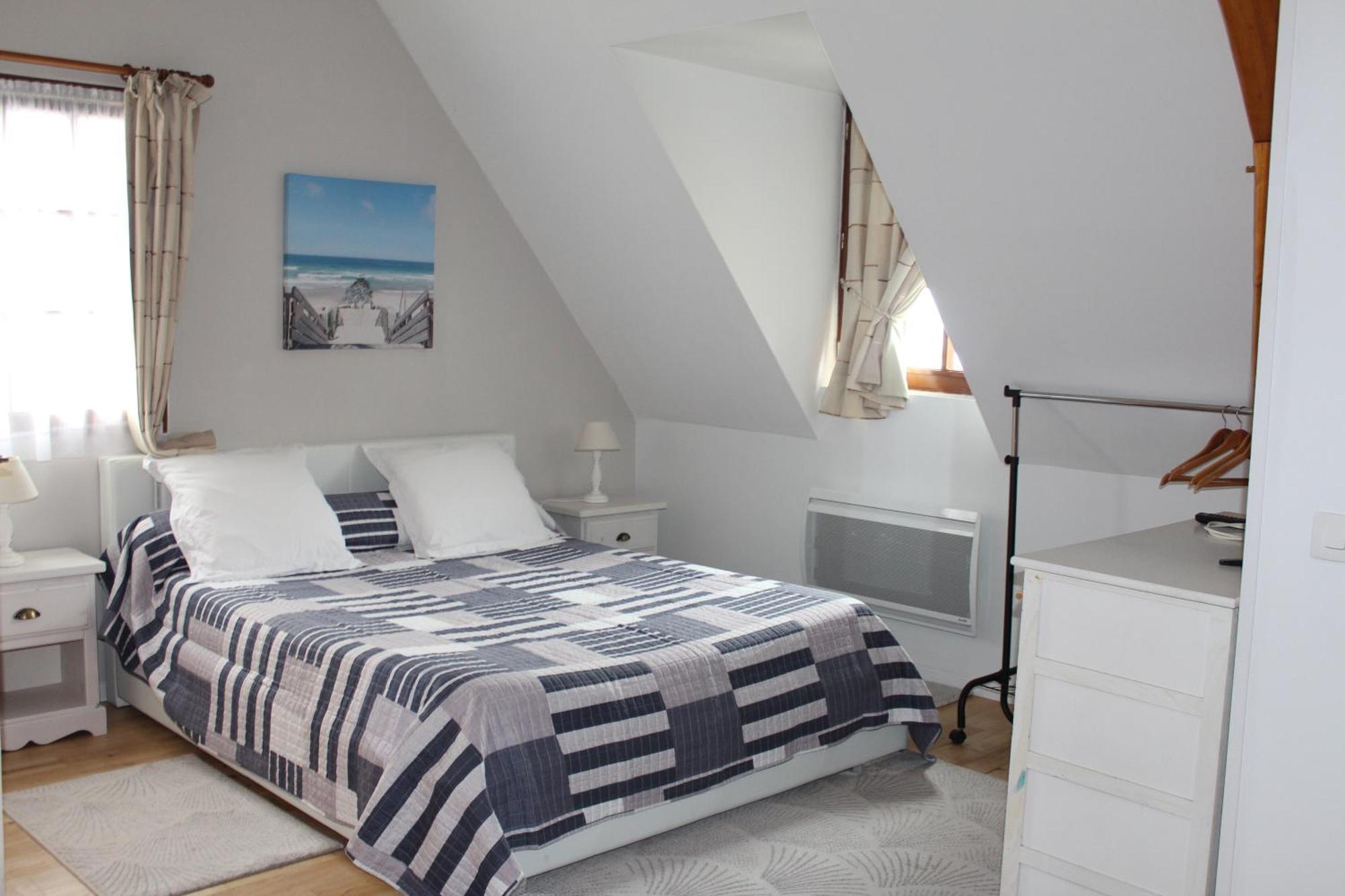 B&B Devalpierre Adult Only Glanville Esterno foto
