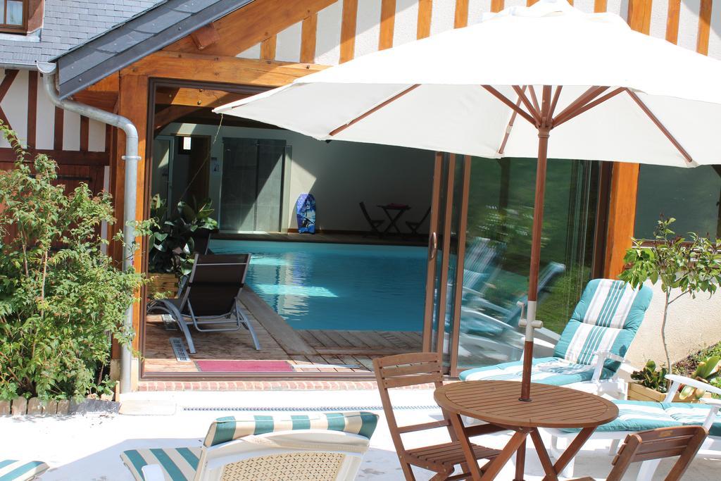 B&B Devalpierre Adult Only Glanville Esterno foto