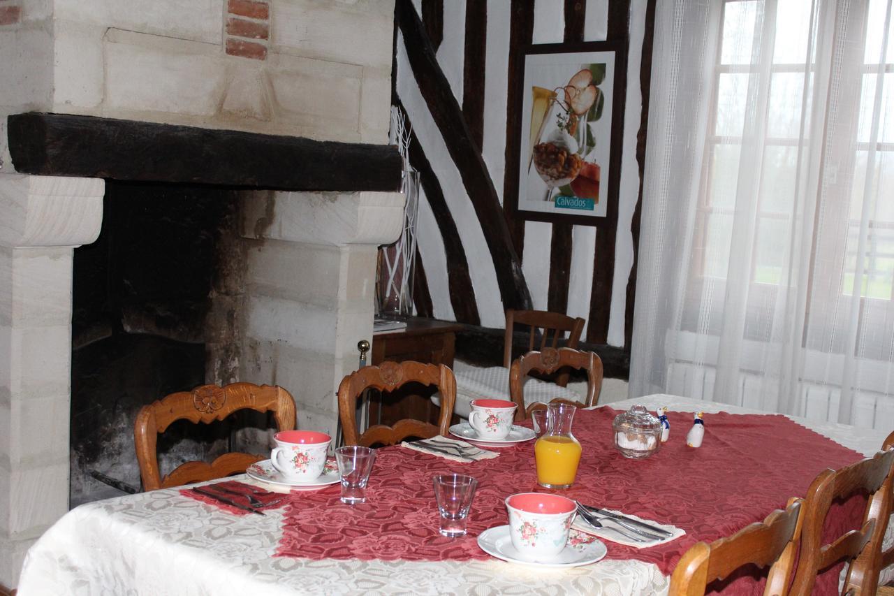 B&B Devalpierre Adult Only Glanville Esterno foto