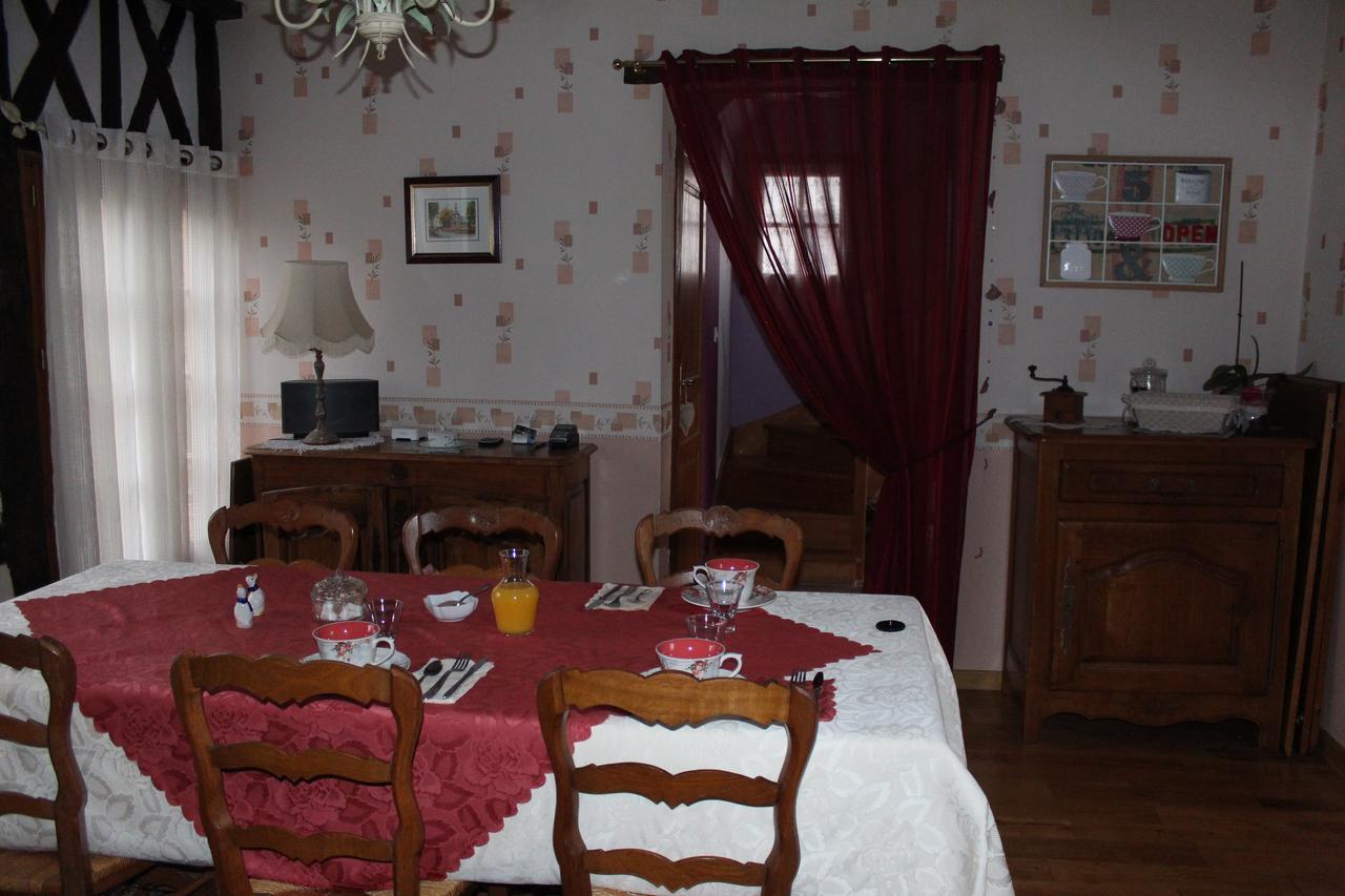 B&B Devalpierre Adult Only Glanville Esterno foto