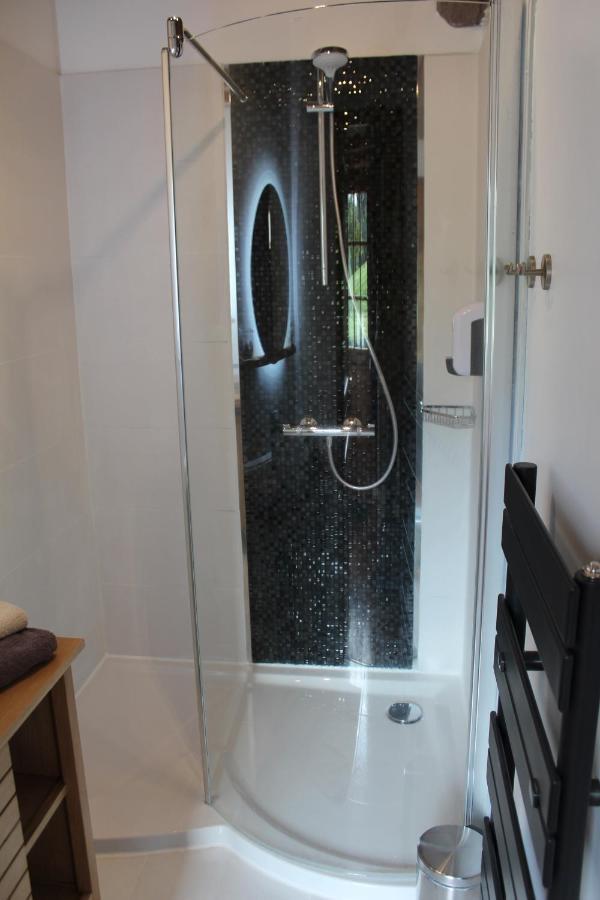 B&B Devalpierre Adult Only Glanville Esterno foto